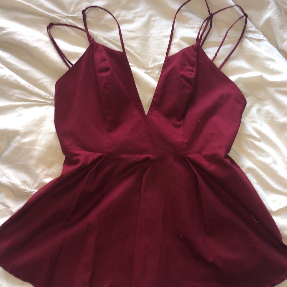 Maroon Kendall & Kylie Tank